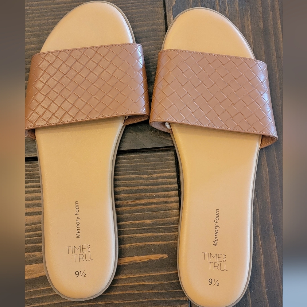 Women's Sandals